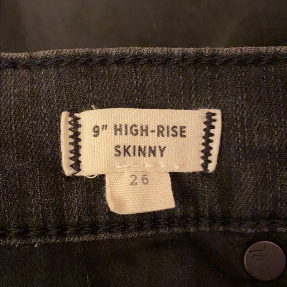 Madewell 9” Rise Black Raw Hem Jeans - Picture 2 of 13
